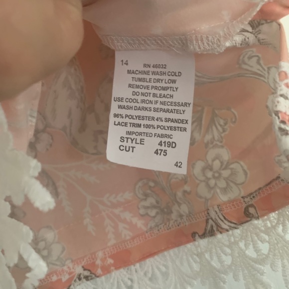 Women’s Southern Lady Pullover Top Size Small - Picture 3 of 4